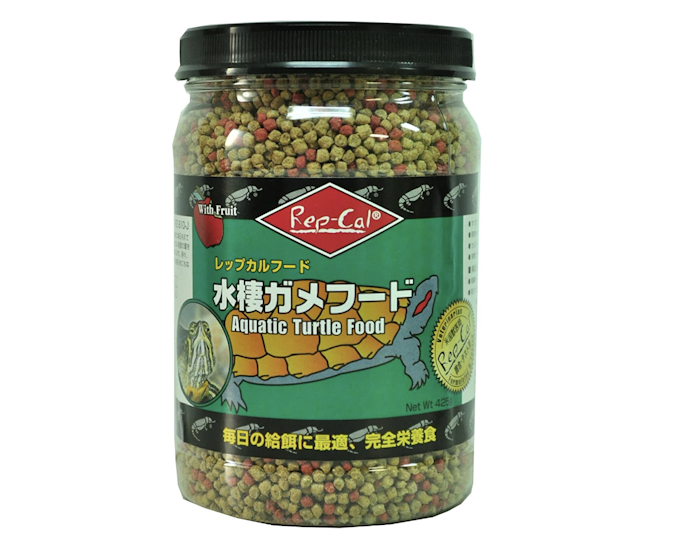 水棲の亀には人工餌・生き餌をチョイス