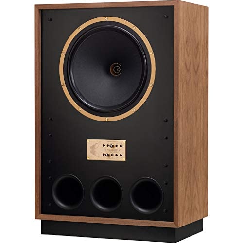 クラシック愛好家はタンノイ製のスピーカーをチェック