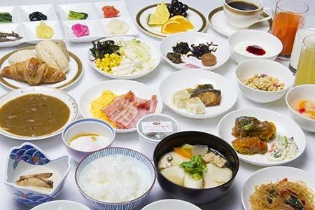 朝からお腹いっぱい食べたい人は朝食付きプランに決まり!