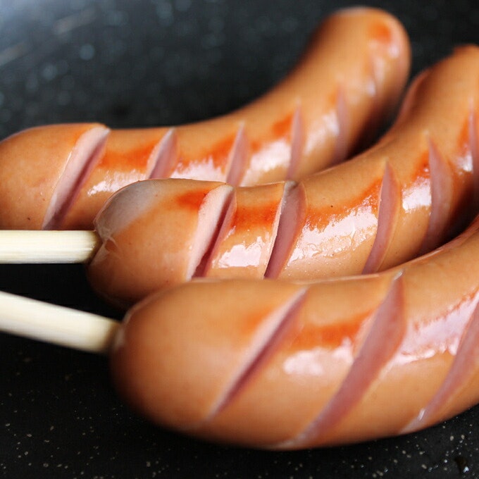 BBQには、手で持って食べられる串・骨付きが便利