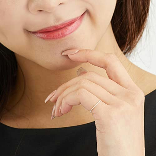 シンプルさと上品さを重視したい人は、ホワイトゴールドが選択肢に