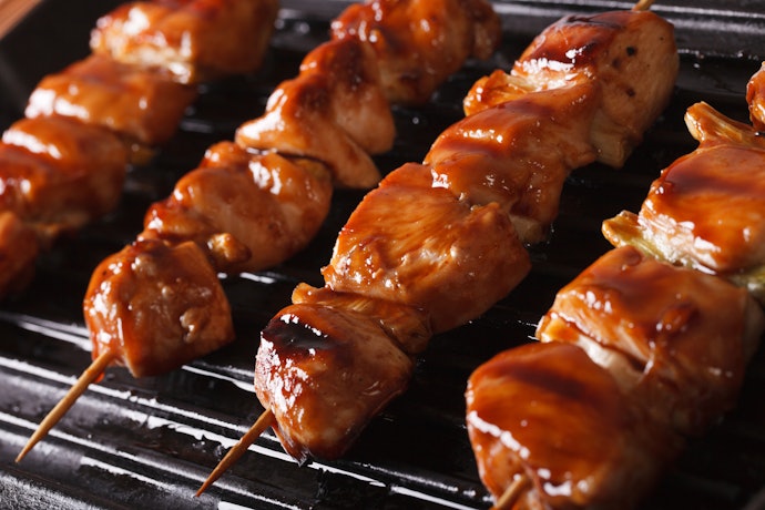 電気式:屋内で手軽に使える。家族団らんの食卓にもおすすめ