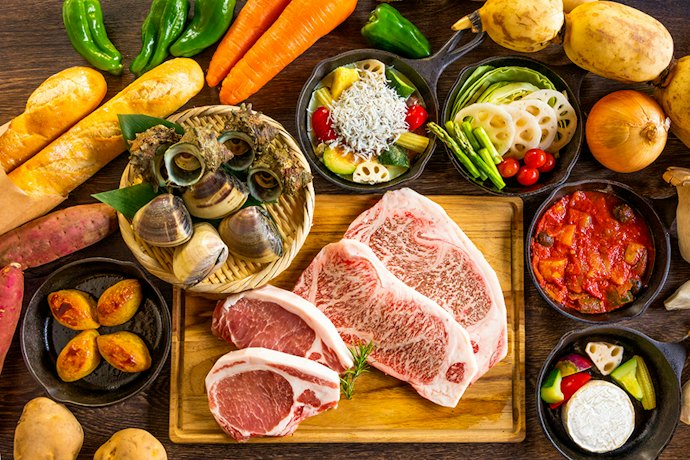 贅沢に過ごすなら食事付き、食事の量を調節するなら素泊まりを選択