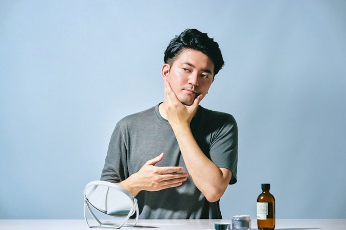 乾燥が気になる人やしっとり感を求める人は、ミルク・オイルタイプ