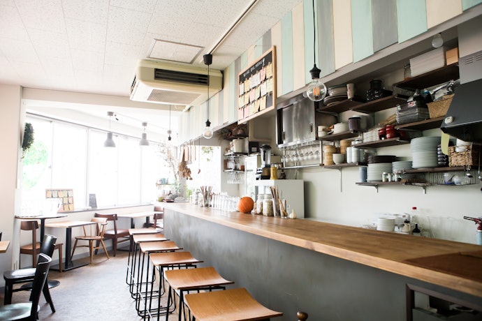 瓦町周辺:おしゃれな飲食店巡りにおすすめ。名物のうどんも