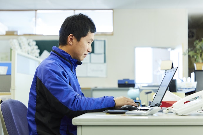15インチ以上は作業性重視の据え置き利用向け。持ち運びにはやや不向き