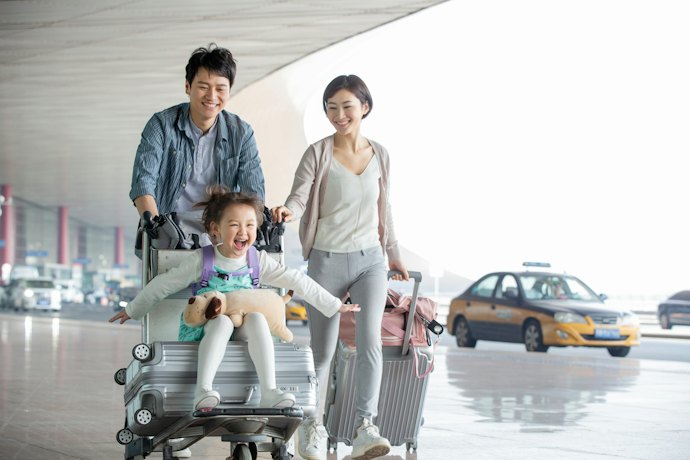 子連れの家族旅行にはパパ・ママの負担軽減に役立つサービスをチェック