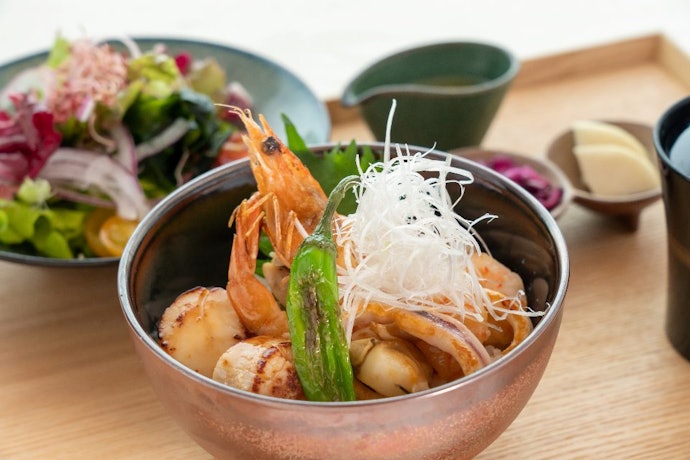 三島グルメを味わいたいなら、朝食つき・レストランありのホテルをセレクト