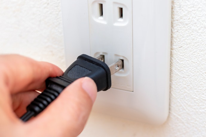 ACアダプター・USBから、使い方に合う充電方法を選ぼう