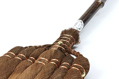 長柄箒は7玉~9玉が使いやすい。広範囲を掃くなら11玉も検討しよう