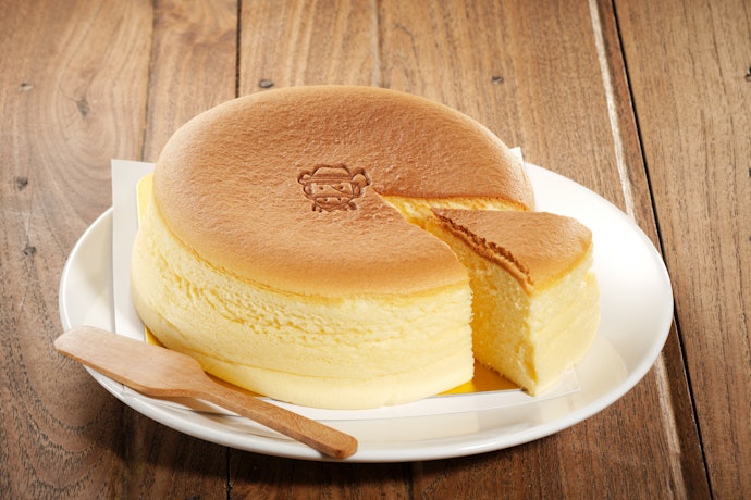 チーズケーキ:レア・スフレ・ベイクドなど好みの製法のものを選ぶ