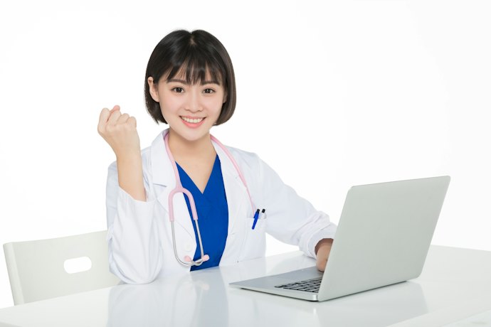 アラガン社が定めているVST認定医が在籍しているかも要チェック