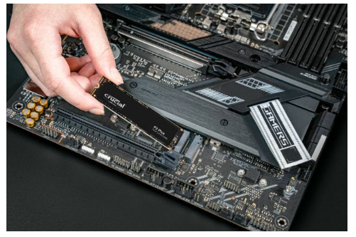 新品 M.2 NVMe】Crucial P3 Plus 1TB ＆ヒートシンク