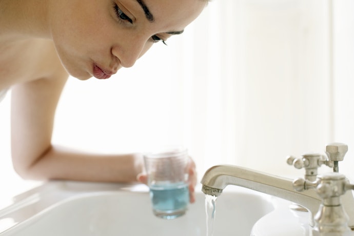 毎日のケアにプラスするなら、すすいで使う洗口液タイプを
