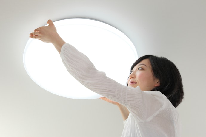 取り付け簡単なものがほしい人は、工具不要でワンタッチでつけられるものを選ぼう