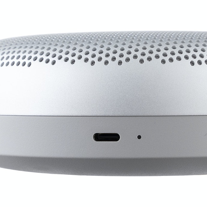 Bang & Olufsen BeoSound A1 Gen2 シルバー Amazon.com: Bang Bang & Olufsen BeoSound A1 Gen2 シルバー Amazon.com: Bang