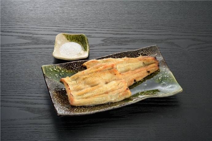 お酒好きは白焼きや一品料理がおいしい「天龍」や「うな藤」を選ぼう