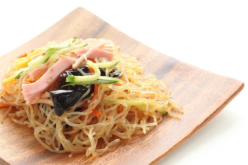 細麺:スープ・サラダ・炒めものにおすすめ