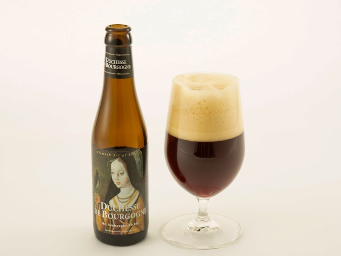 深い赤茶色と甘い味わいのレッドビール(フランダース・エール)