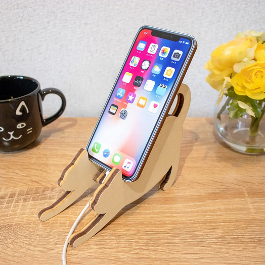 長時間使うなら、置いたまま充電できるものがおすすめ