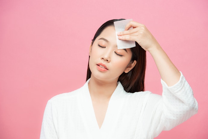 オイリー肌・毛穴詰まりには、皮脂のバランスを整える成分が狙い目