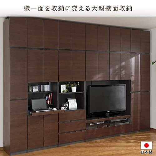 壁を広く活用してたっぷり収納したいなら、キャビネットがおすすめ