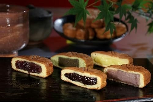目上の人への手土産には、高級感のある和菓子をセレクト