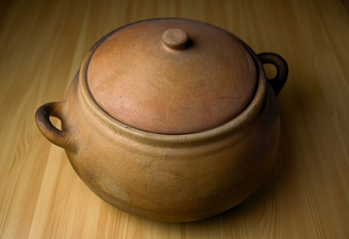 食材をふっくら仕上げるなら陶器製。リーズナブルで初心者にぴったり