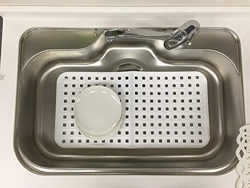 耐久性が高いマットがほしいなら「プラスチック・ウレタン」素材のものが狙い目