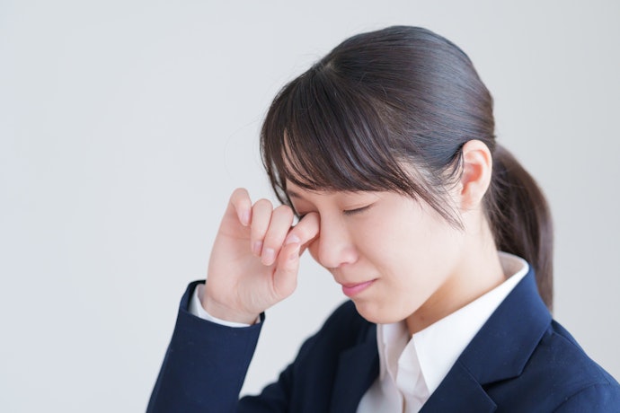 目やに・涙目の悩みがある人は、抗炎症成分を要チェック