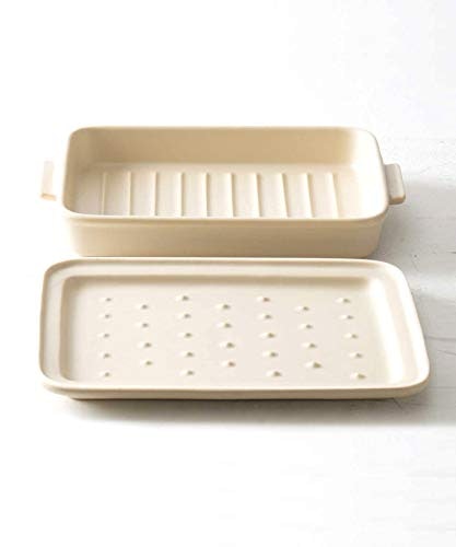 陶器:水分を閉じ込められて、料理をふっくら仕上げたいシーンにもってこい