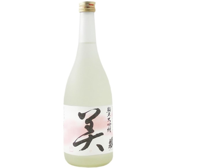 香りを重視するなら、華やかな吟醸香が楽しめる吟醸酒を選んで