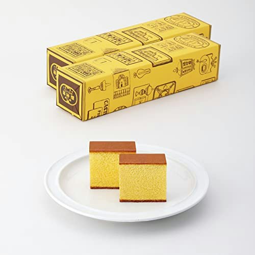 甘いものが好きな人には、カステラなどの定番お菓子や銘菓がおすすめ