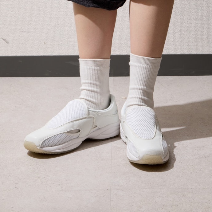 足へのフィット感は良好。かかとが浮きにくく、歩きやすい