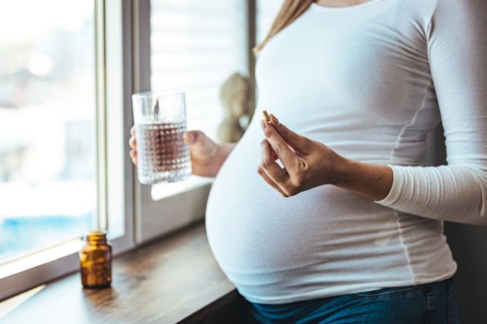 妊活中の人には葉酸がおすすめ。脂溶性ビタミンは避けて