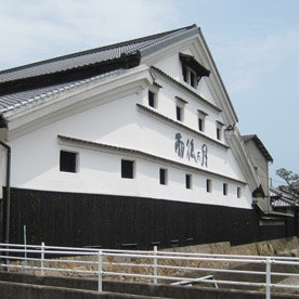 呉エリアを代表する、「相原酒造」や「三宅本店」