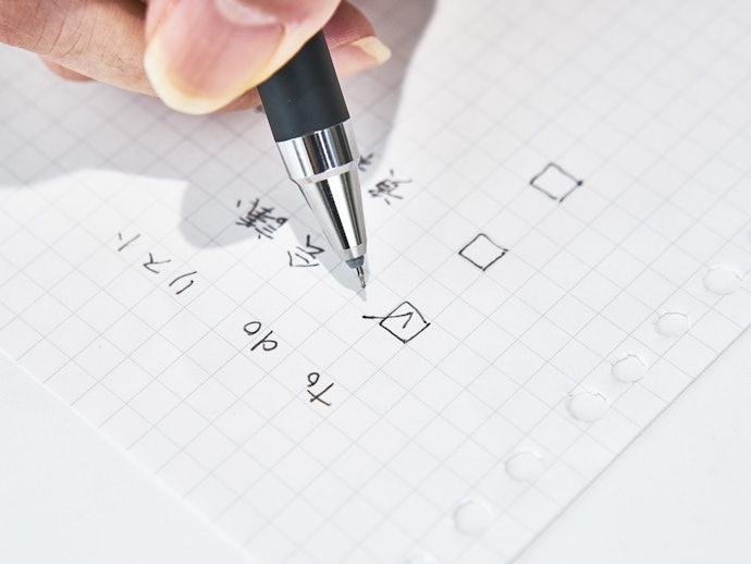図や表が書きやすい。アイデア整理には方眼