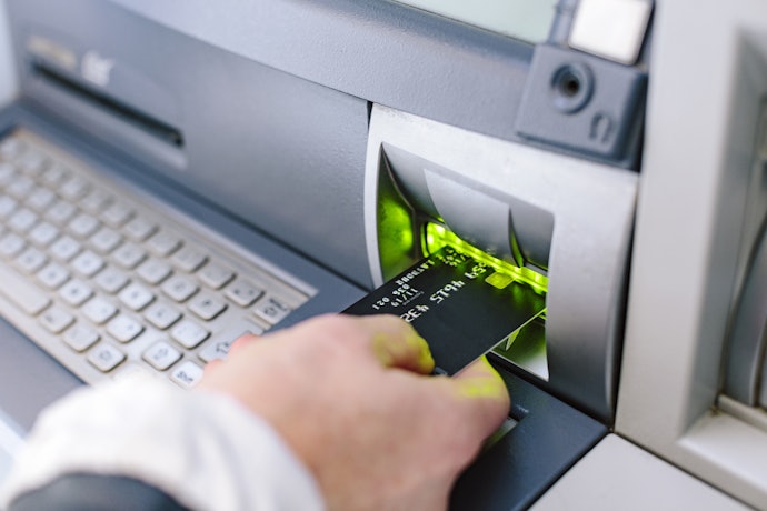 銀行ATM