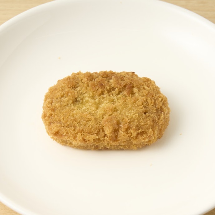 コロッケにはほどよいサクッと感があった。あたため直しの仕上がりもよい