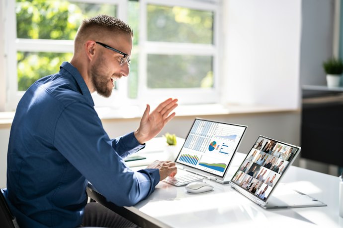 パソコンとして使う機会が多いなら、マウスコンピューターの2in1が好適