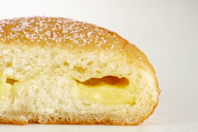 ふんわり上品な仕上がりで軽めに食べられるカスタードクリーム