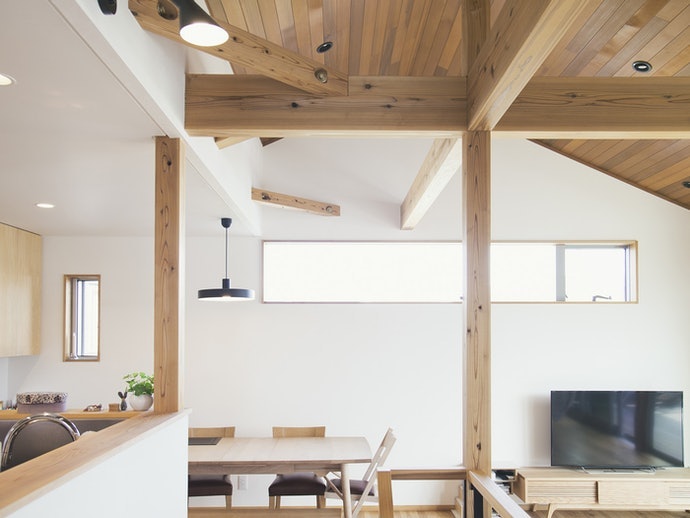 木造は建築費を抑えやすく、間取りの自由度も高い