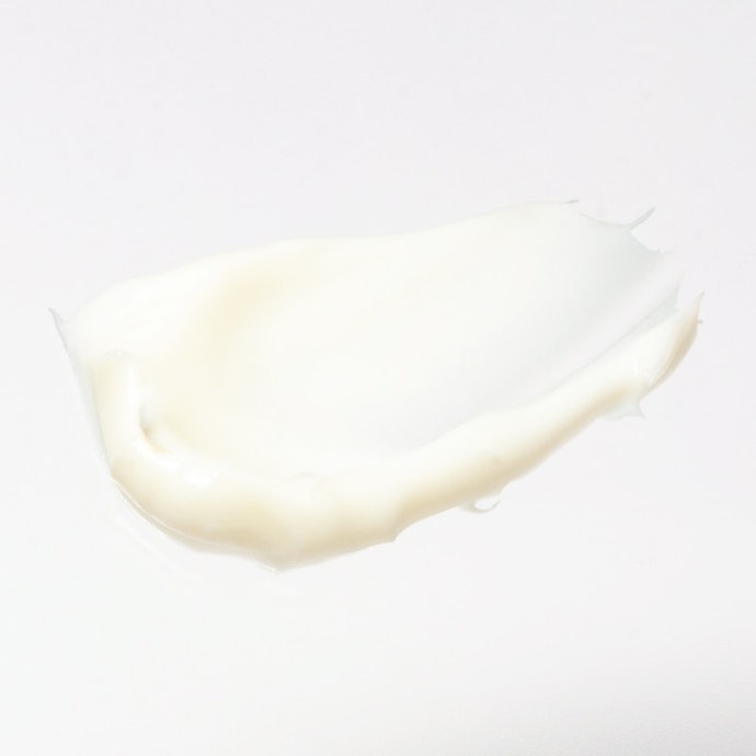 伸びのよさとしっとり感のバランスを求めるならクリームタイプ