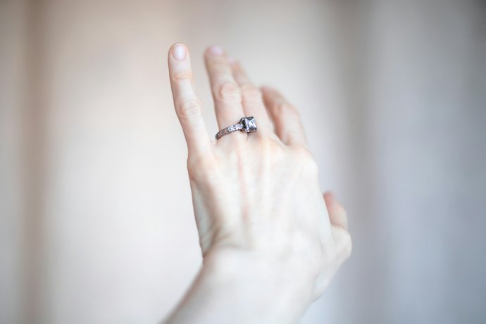 プラチナ:結婚指輪などの一生ものに。美しい輝きが魅力