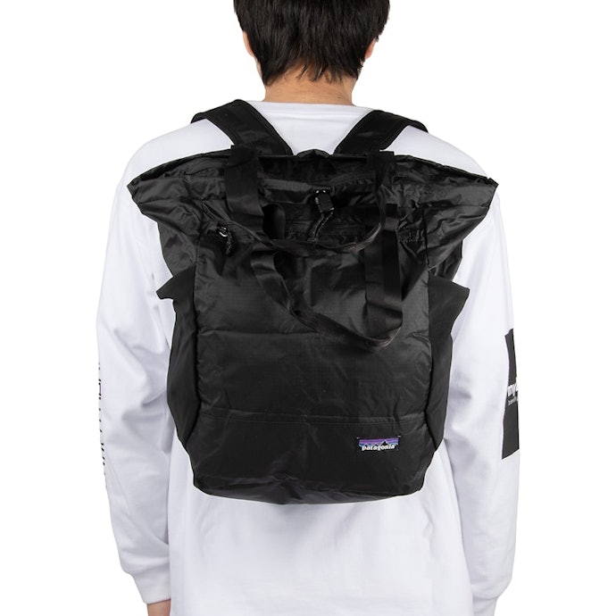 価格は約1.5万円。折りたたみリュックにしては少々値が張る