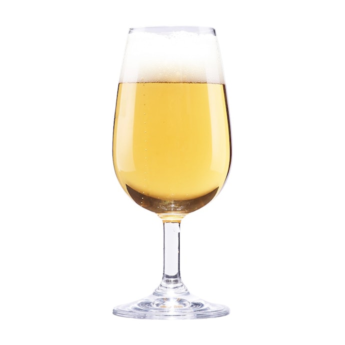 炭酸とレモンで爽快さが際立つ。ビール特有の苦味は感じないが、カクテル感覚で飲むなら満足度は高い