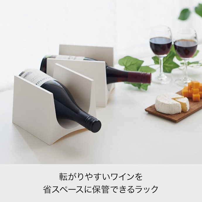 モダンな部屋にはプラスチックなどの樹脂製がマッチ