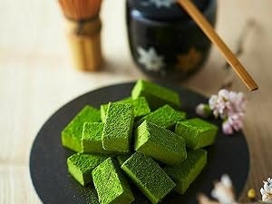 抹茶・お茶系:甘さ控えめ。上品な風味や渋みが味わえる