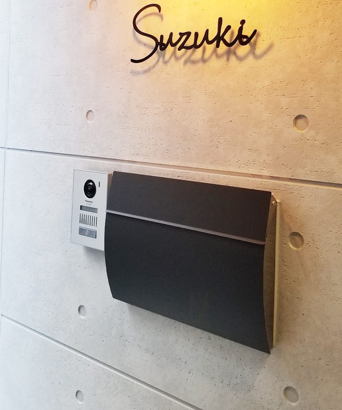 モダンな外観には、スタイリッシュなシルバーやワントーンカラーがおすすめ