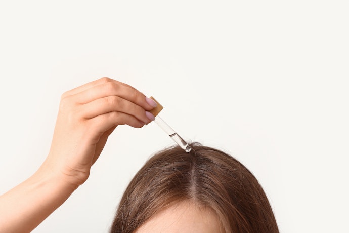 すぐに頭皮ケアを始めたいなら、外用薬の女性用発毛剤がおすすめ